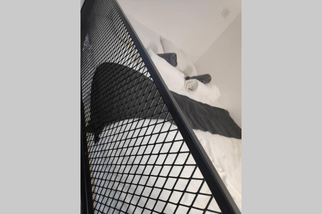 Centrally-Located Quiet Cozy Loft Apartment Beersheba Extérieur photo